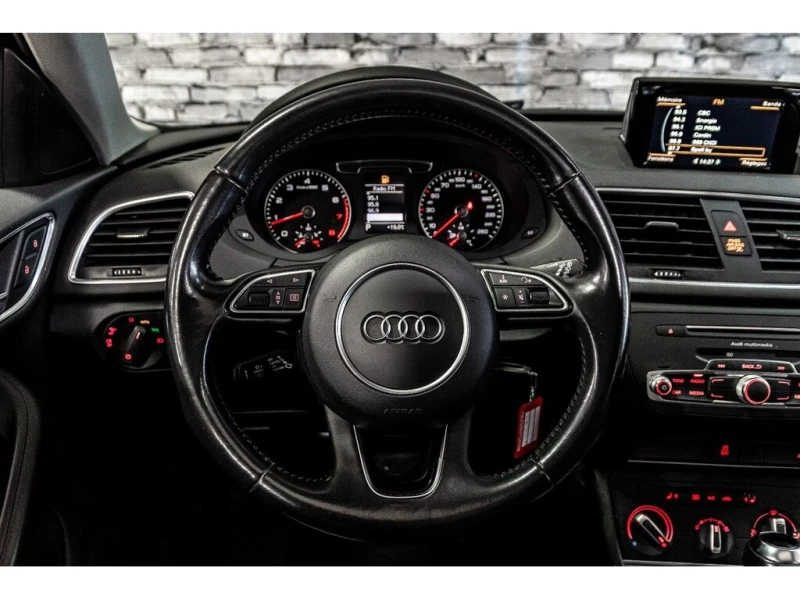 Audi Q3 KOMFORT* КОжа* Подгрев* Keyless* NAVI, снимка 12 - Автомобили и джипове - 53361214