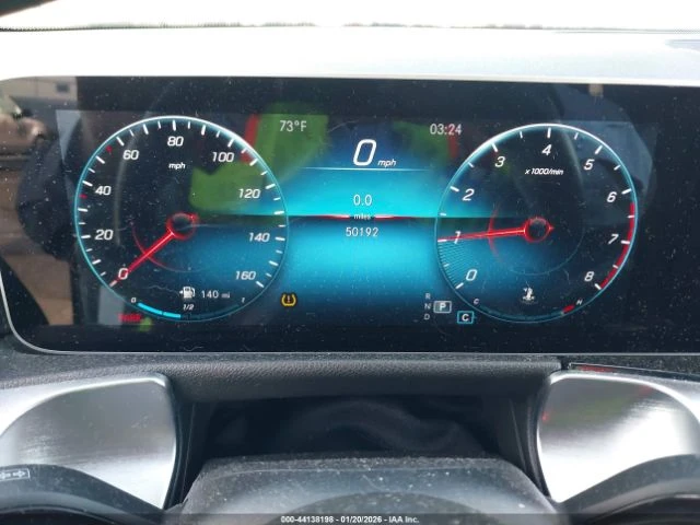 Mercedes-Benz GLB кожа* Подгрев* Keyless* NAVI* Фиксирана цена, снимка 11 - Автомобили и джипове - 53458745