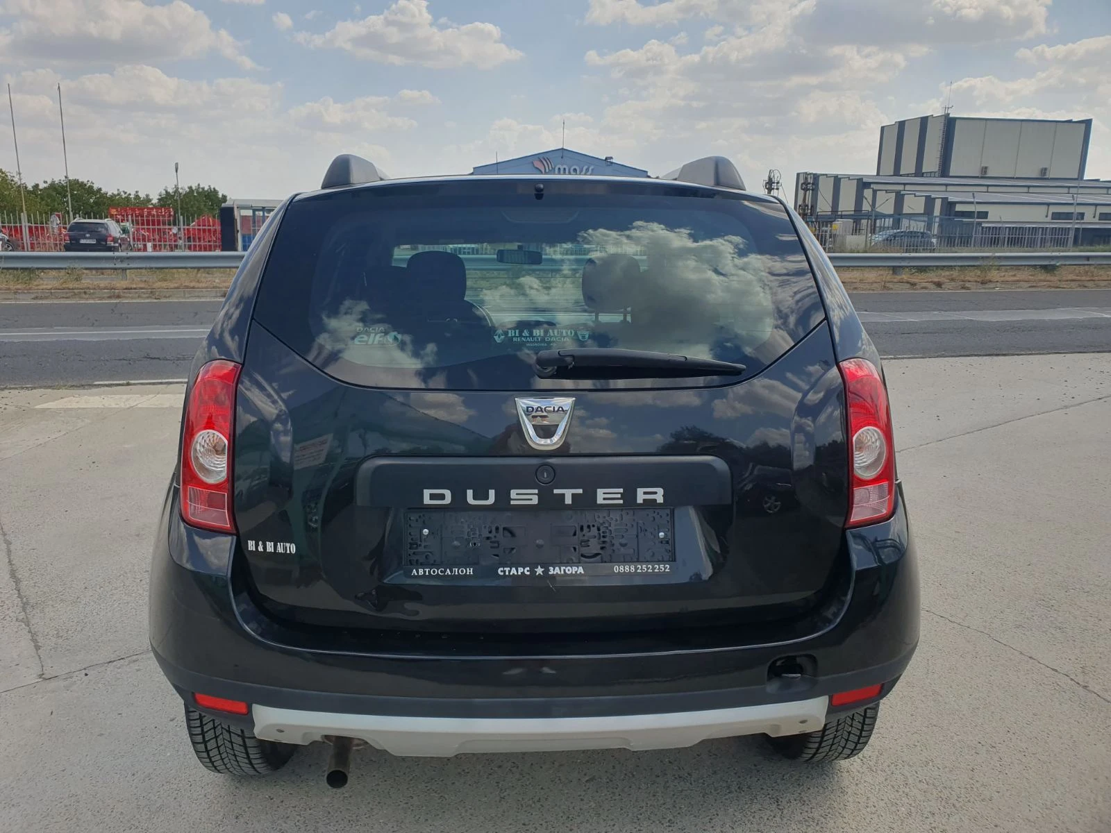 Dacia Duster 1, 6i газ Италия - изображение 4