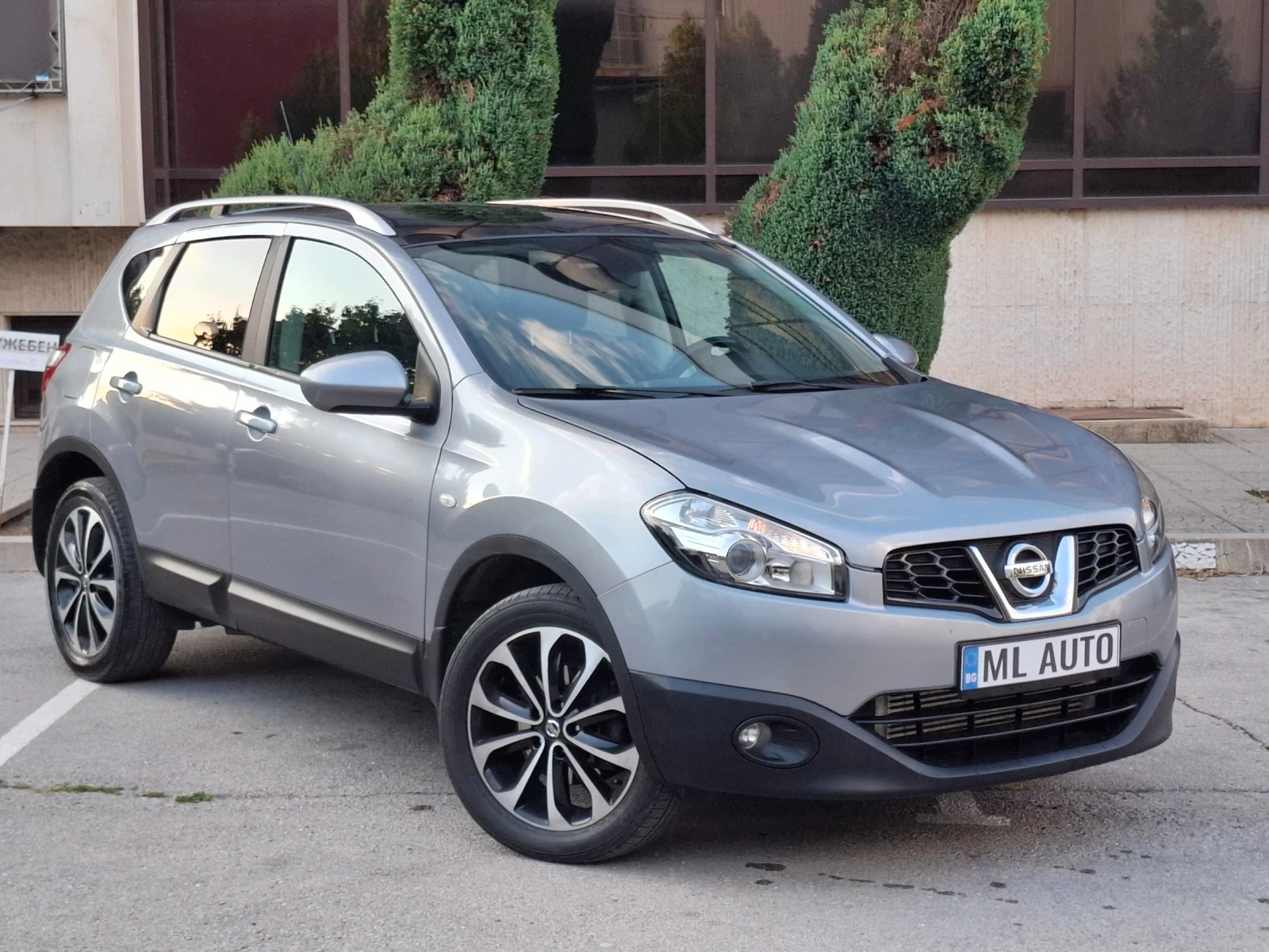 Nissan Qashqai 2.0dCi 150hp * 4x4 * КЛИМАТРОНИК * ПАНОРАМА *  EU5 - изображение 7