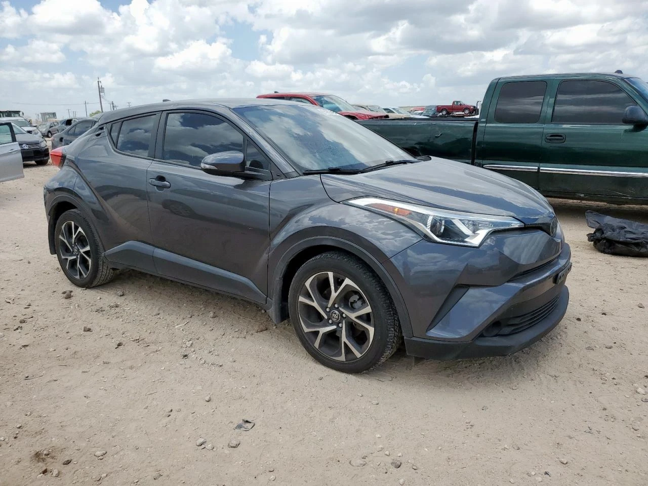 Toyota C-HR XLE - изображение 4