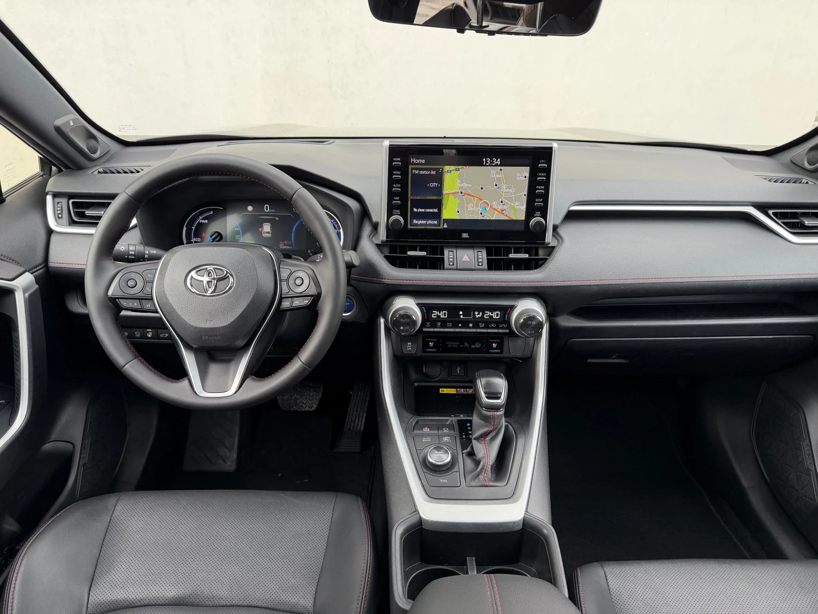 Toyota Rav4 Plug-In Premium Bi-Tone в Гаранция - изображение 7