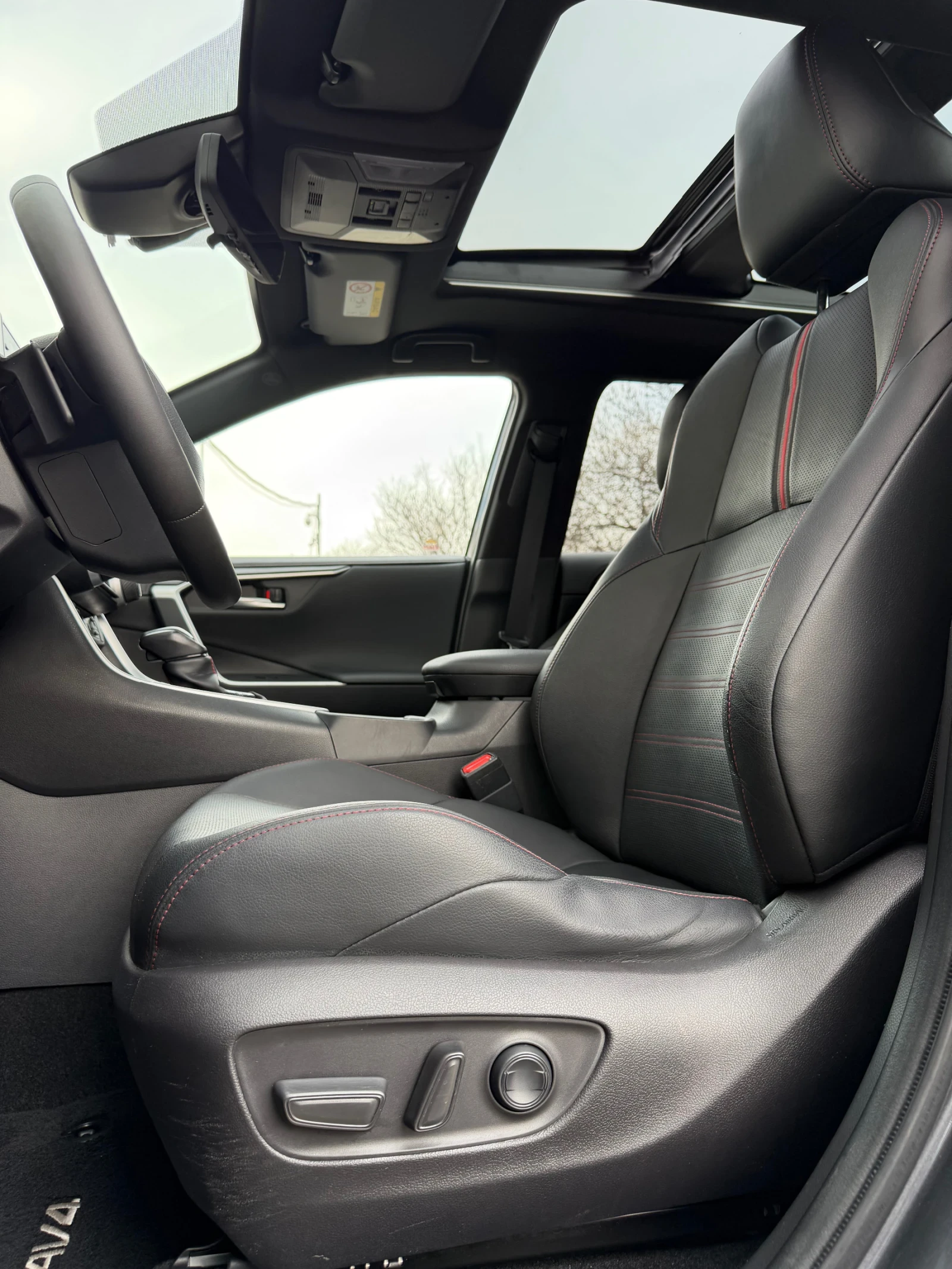 Toyota Rav4 Plug-In Premium Bi-Tone � �������� | Mobile.bg � ����������� 11