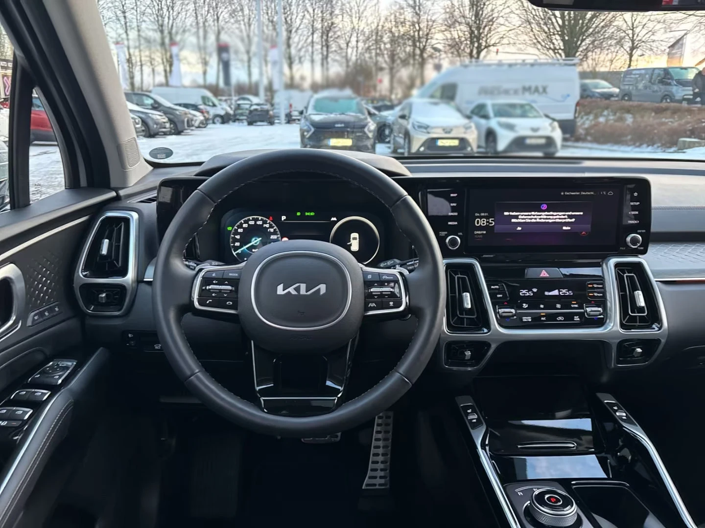 Kia Sorento 1.6T-GDI/230HP/7S/HEV/PLATINUM/AWD/PANO/360/921g, снимка 8 - Автомобили и джипове - 53826839