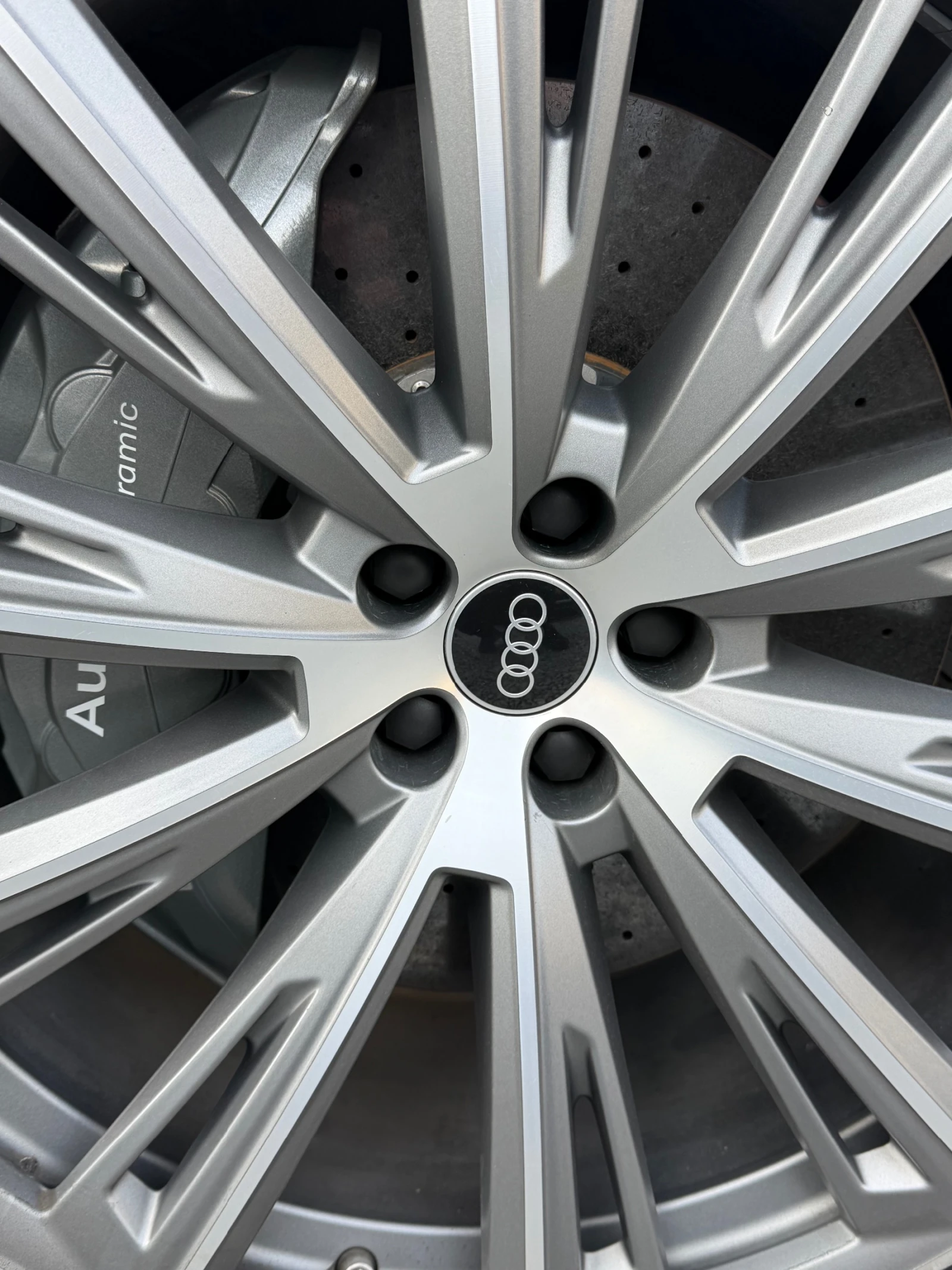 Audi SQ8 Barter, снимка 17 - Автомобили и джипове - 53947178