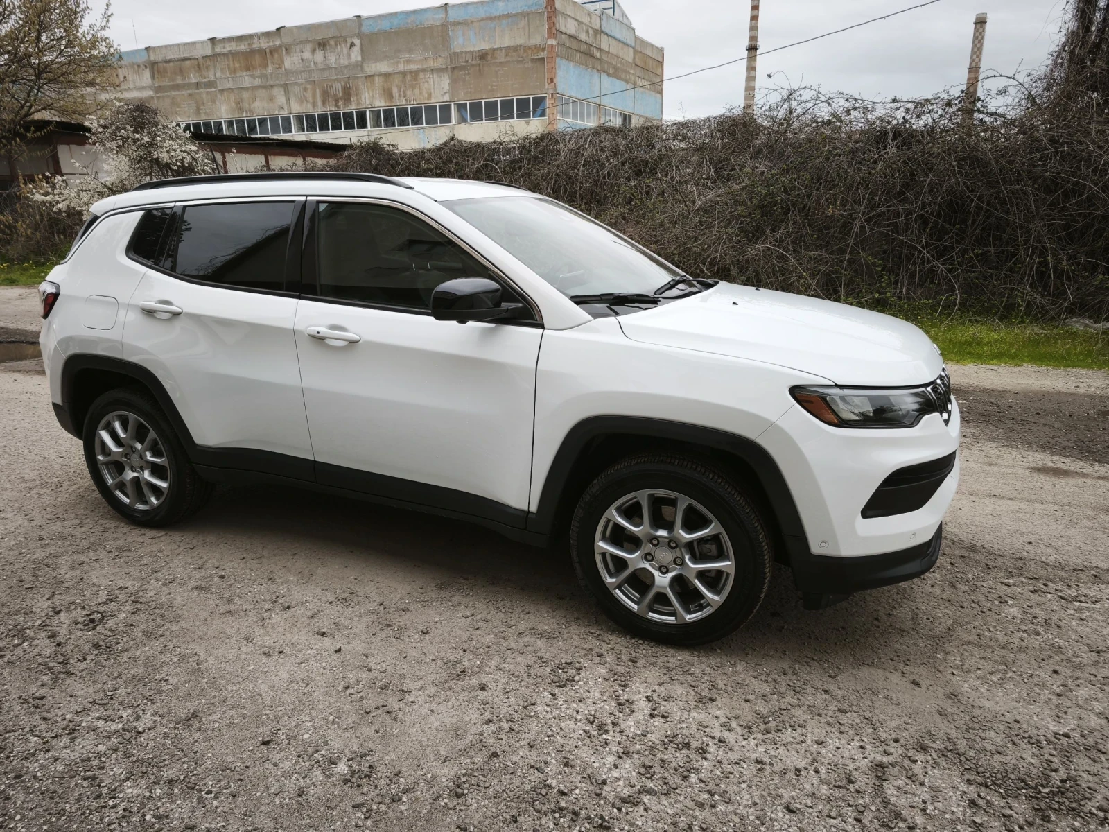 Jeep Compass Latitude Lux 2.0L, 200HP TURBO, 4x4 Drive, снимка 8 - Автомобили и джипове - 54032708