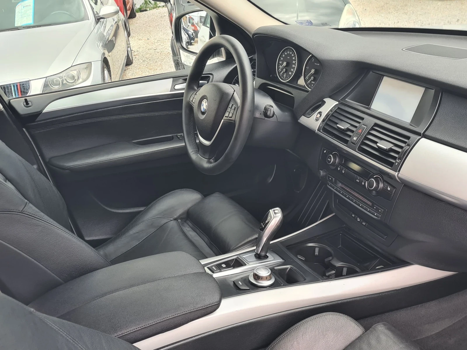 BMW X5 3.0 D, снимка 12 - Автомобили и джипове - 54765814