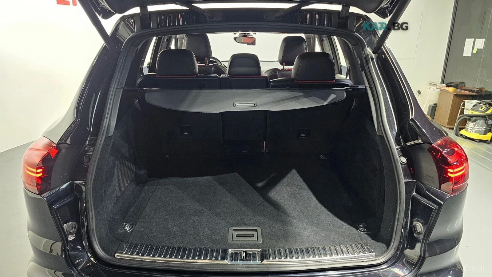Porsche Cayenne GTS/KEYLESS/DISTRONIC/PANO/360, снимка 17 - Автомобили и джипове - 54973428