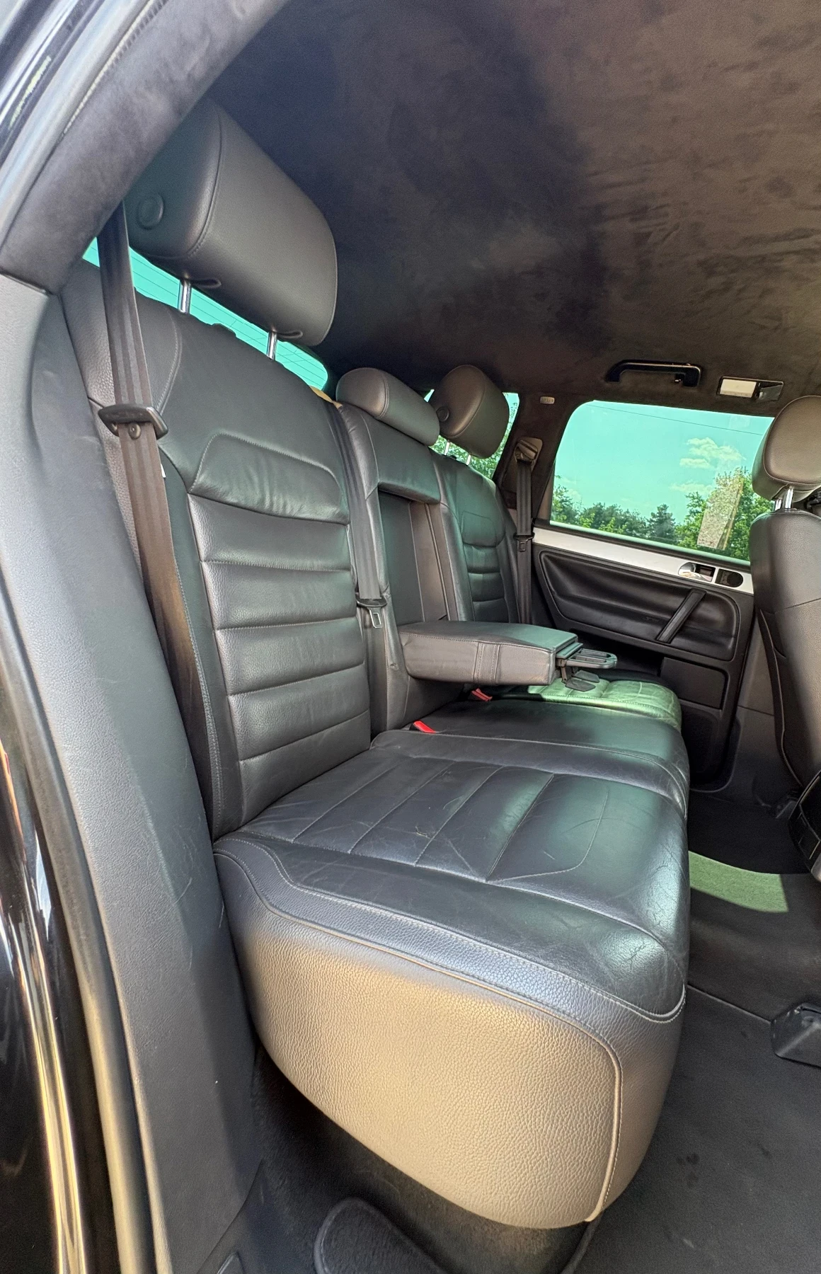 VW Touareg, снимка 10 - Автомобили и джипове - 55145405
