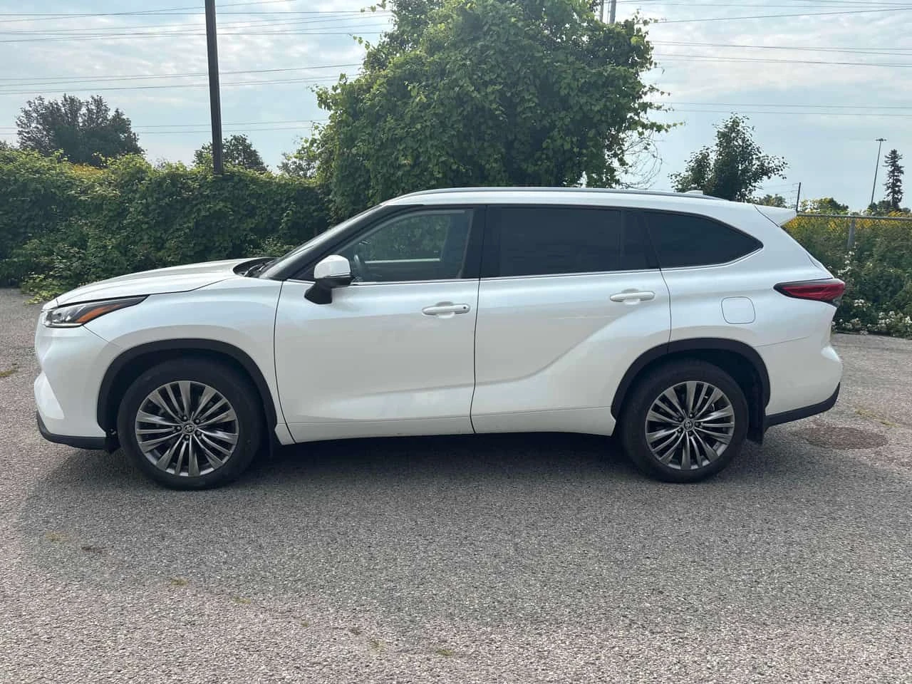 Toyota Highlander Limited | ОБДУХВАНЕ  | HUD | DISTRONIC | , снимка 2 - Автомобили и джипове - 55532074