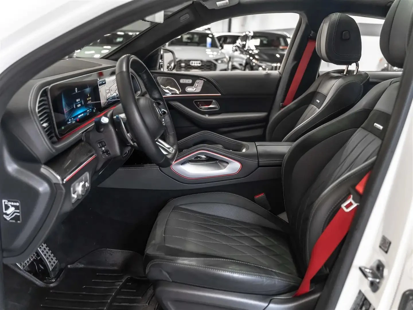 Mercedes-Benz GLE 63 S AMG COUPE ЦЕНА ДО БЪЛГАРИЯ АВТОКРЕДИТ, снимка 7 - Автомобили и джипове - 55558981