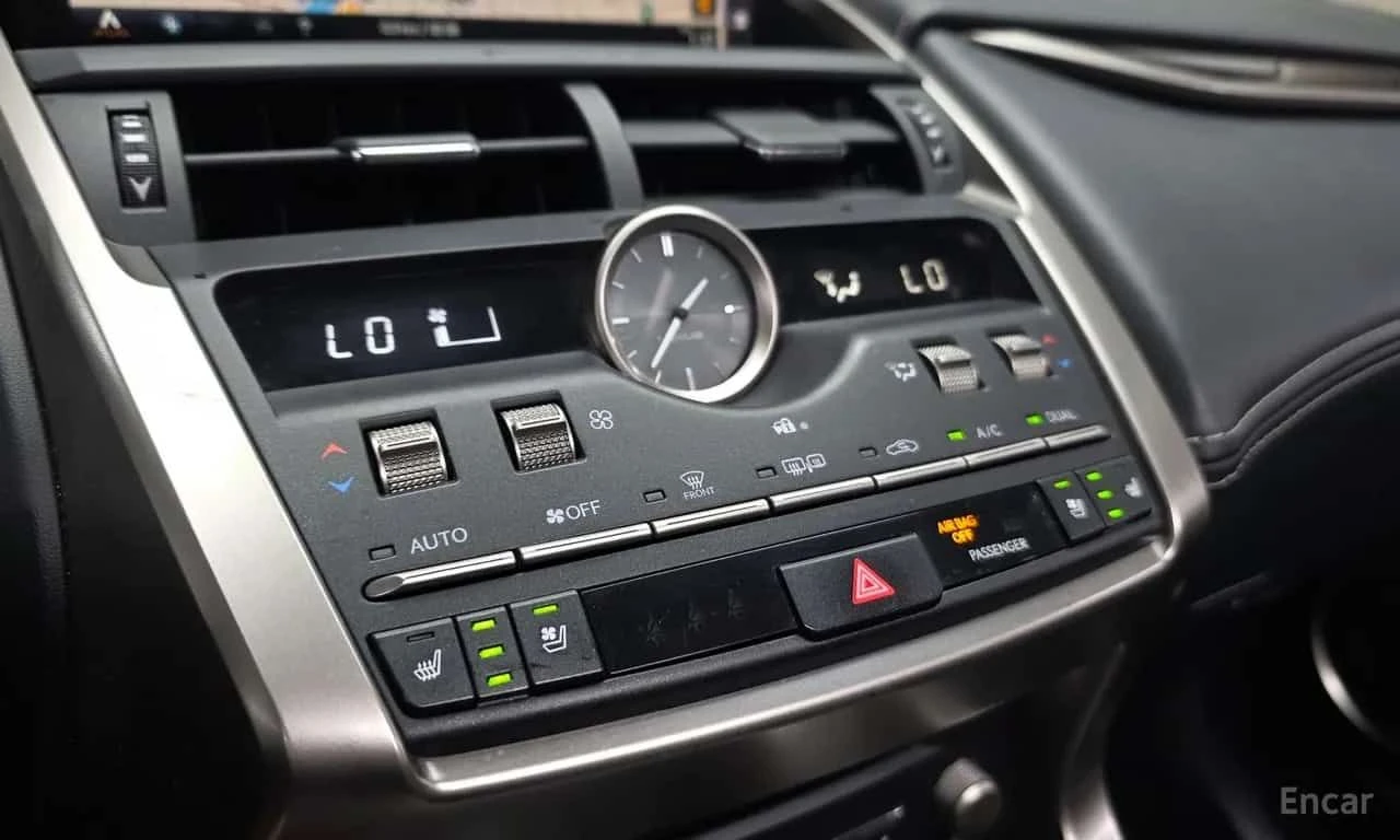 Lexus NX 300h * Executive * КРАЙНА ЦЕНА ДО БЪЛГАРИЯ * АВТОКРЕДИТ, снимка 16 - Автомобили и джипове - 55569545