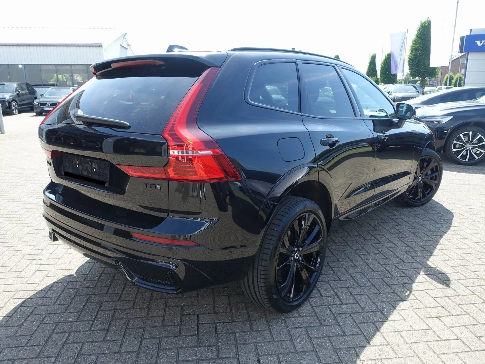 Volvo XC60 NEW 2026 T8 AWD Black Edition Ultra Four-C, снимка 4 - Автомобили и джипове - 55571523