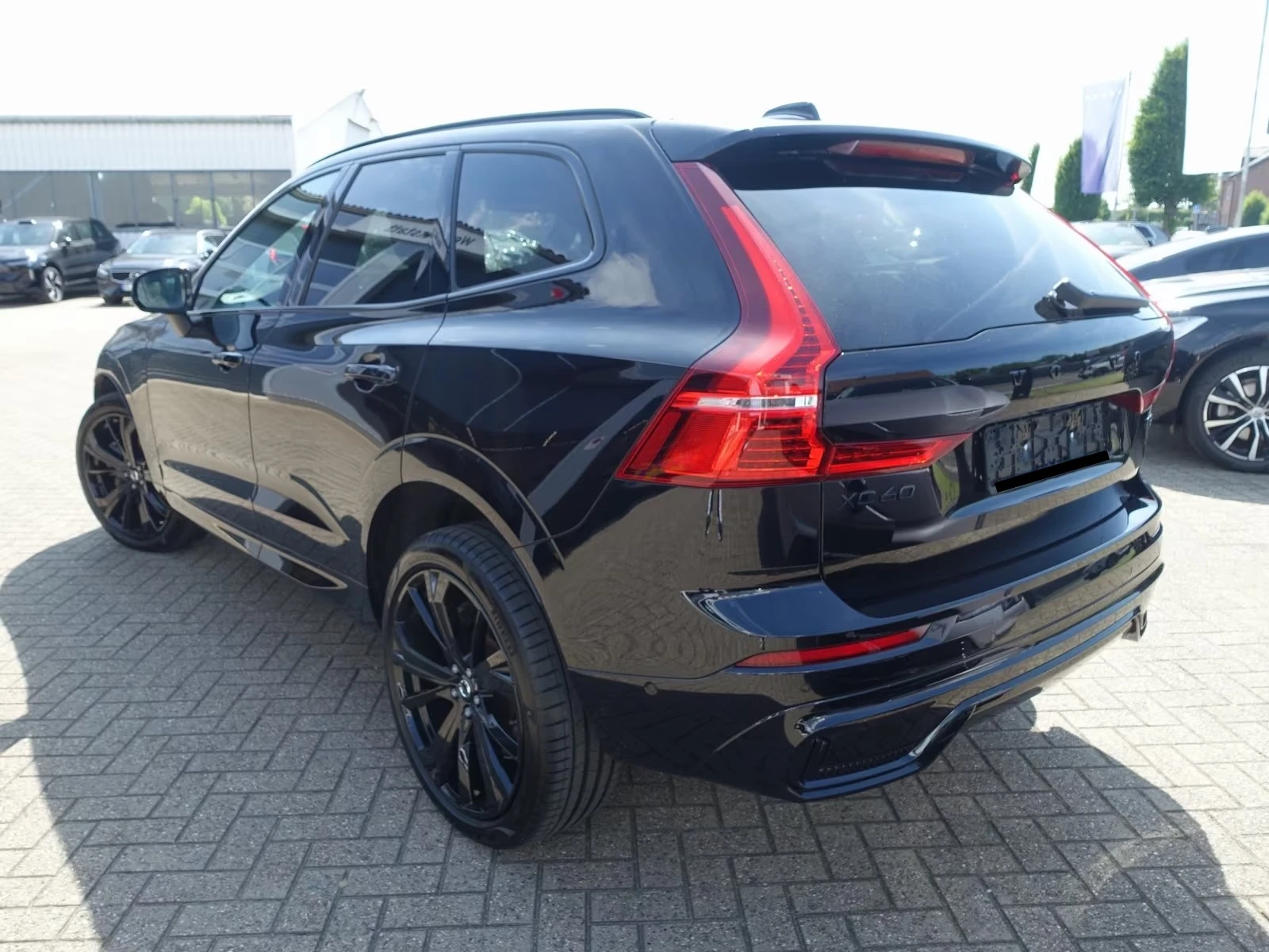 Volvo XC60 NEW 2026 T8 AWD Black Edition Ultra Four-C, снимка 2 - Автомобили и джипове - 55571523