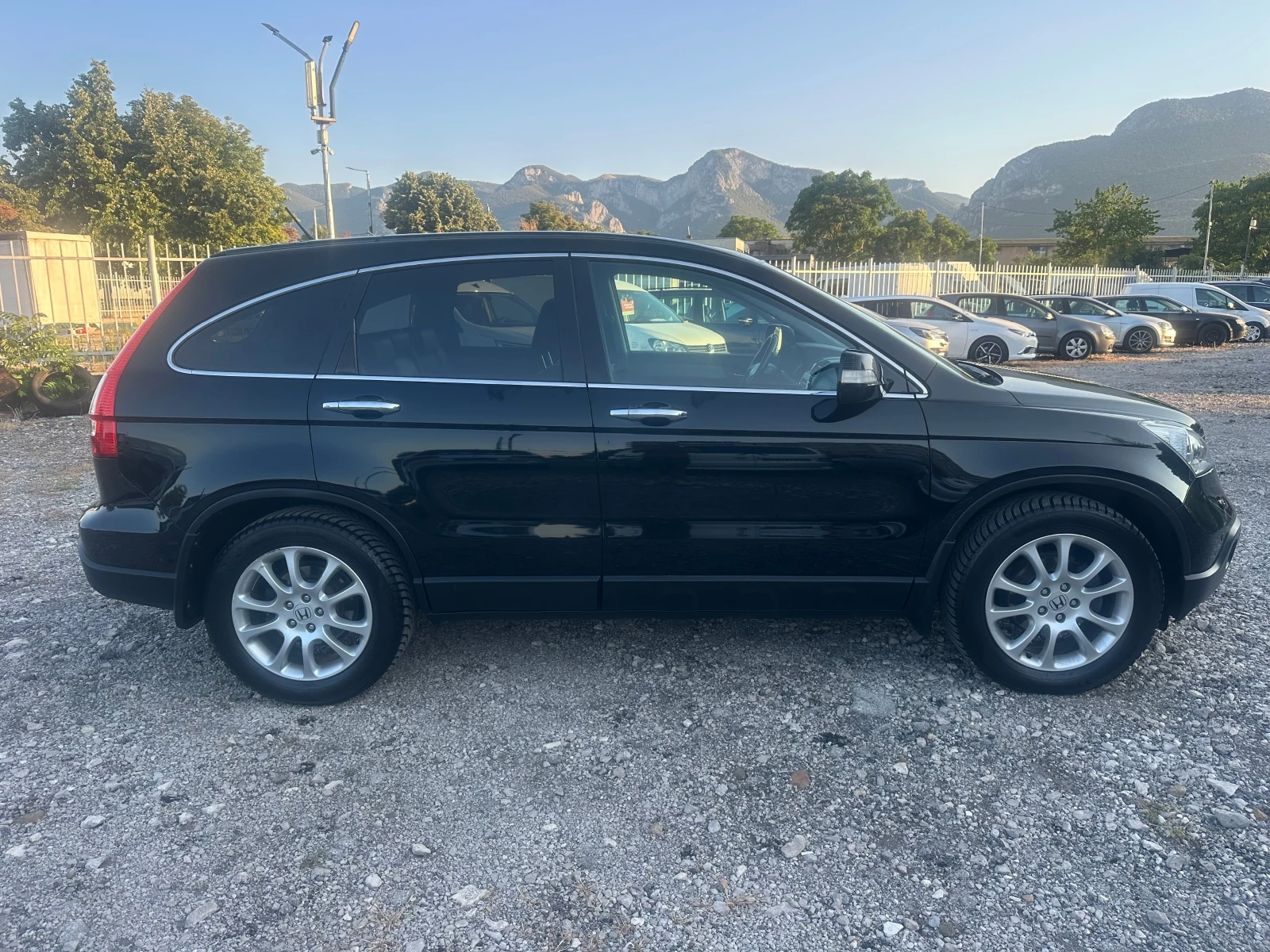 Honda Cr-v 2, 2CDTI 140kc 4X4 TOPPPP, снимка 2 - Автомобили и джипове - 55630211