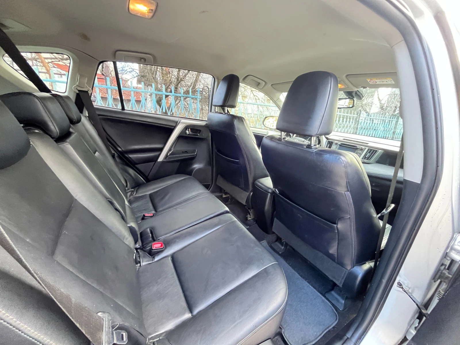Toyota Rav4, снимка 11 - Автомобили и джипове - 55685008