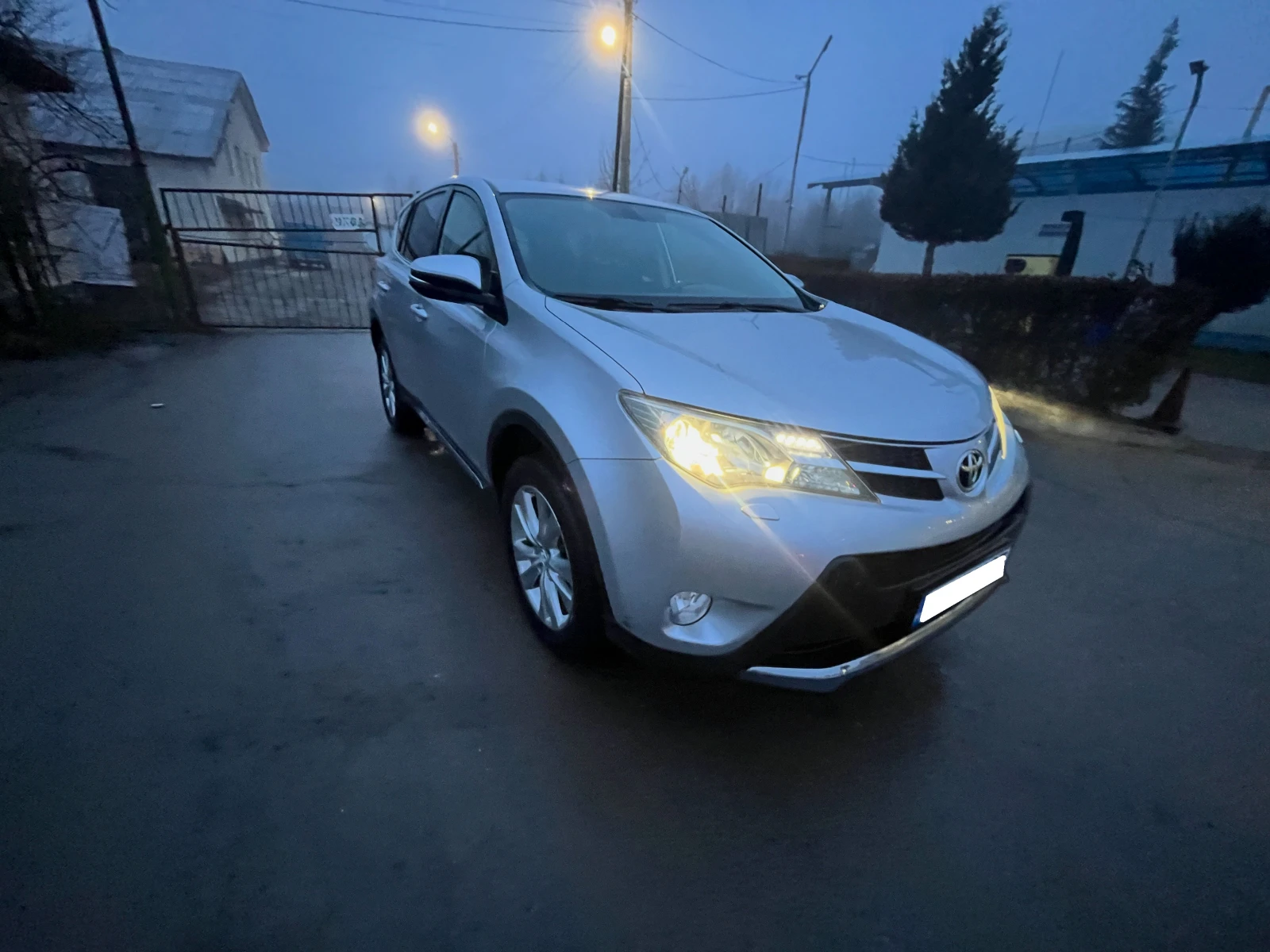 Toyota Rav4, снимка 16 - Автомобили и джипове - 55685008