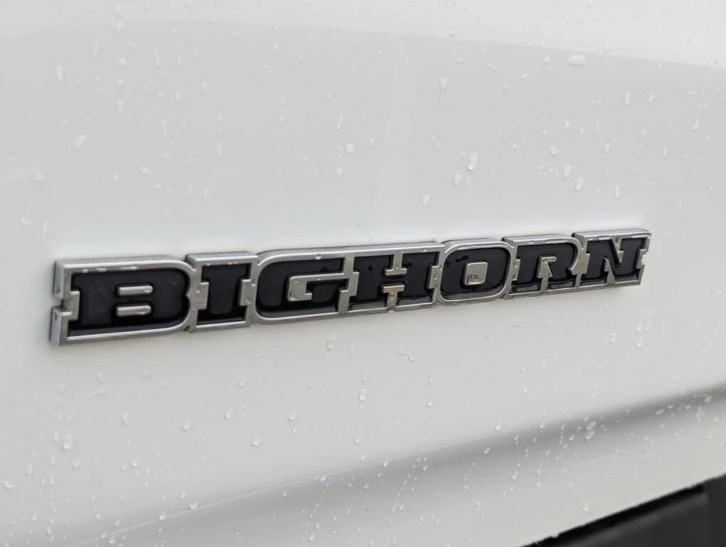 Dodge RAM 1500 5.7 HEMI | Big Horn Crew Cab 4WD | CARPLAY | Mobile.bg � ����������� 17
