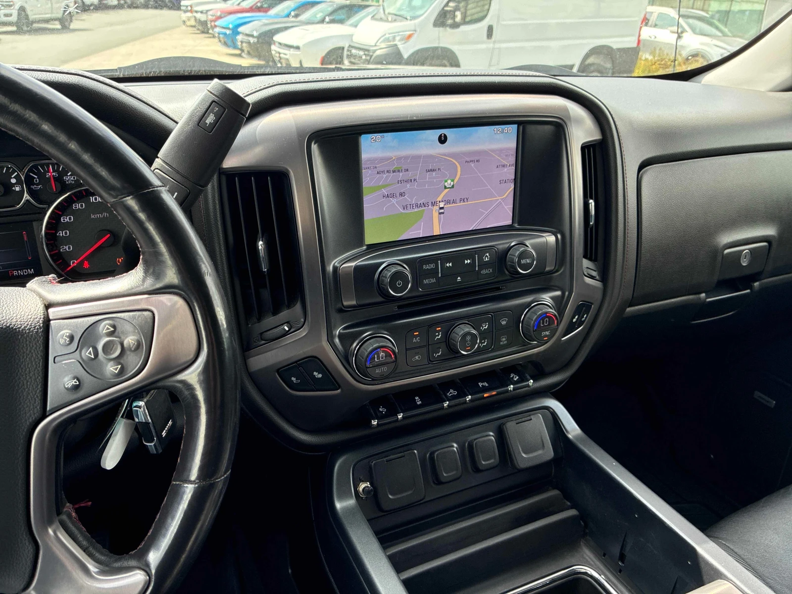 Gmc Sierra * SLT * CARFAX * ОПЦИЯ ЗА ФИНАНСИРАНЕ, снимка 9 - Автомобили и джипове - 56068763