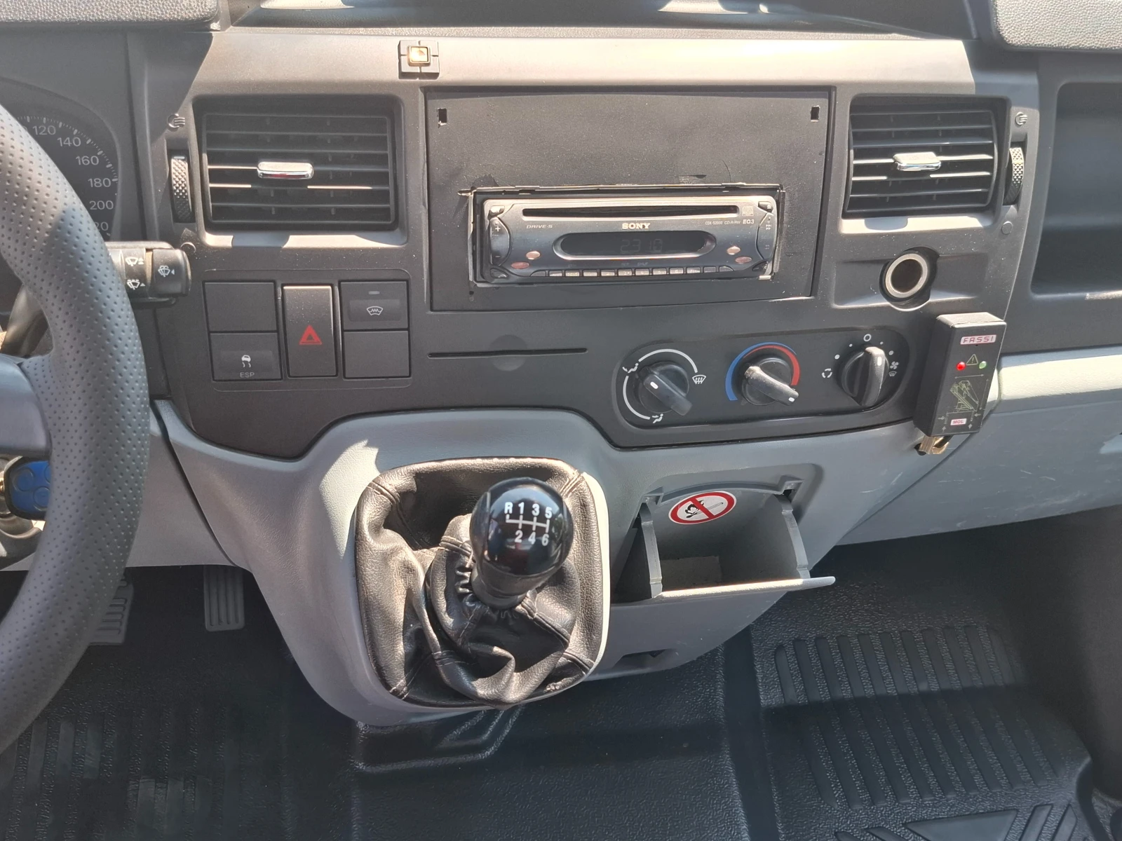 Ford Transit Бордови/2.4/До3.5т/Euro5A/Кран 8м. - изображение 7