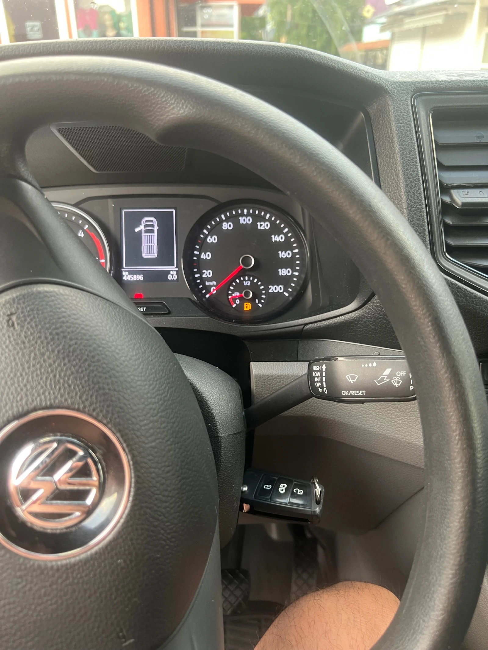 VW Crafter 2.0 TDI хладилен, снимка 11 - Бусове и автобуси - 55838887