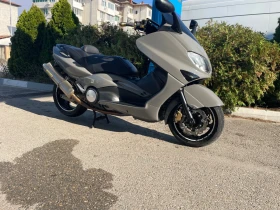  Yamaha T-max