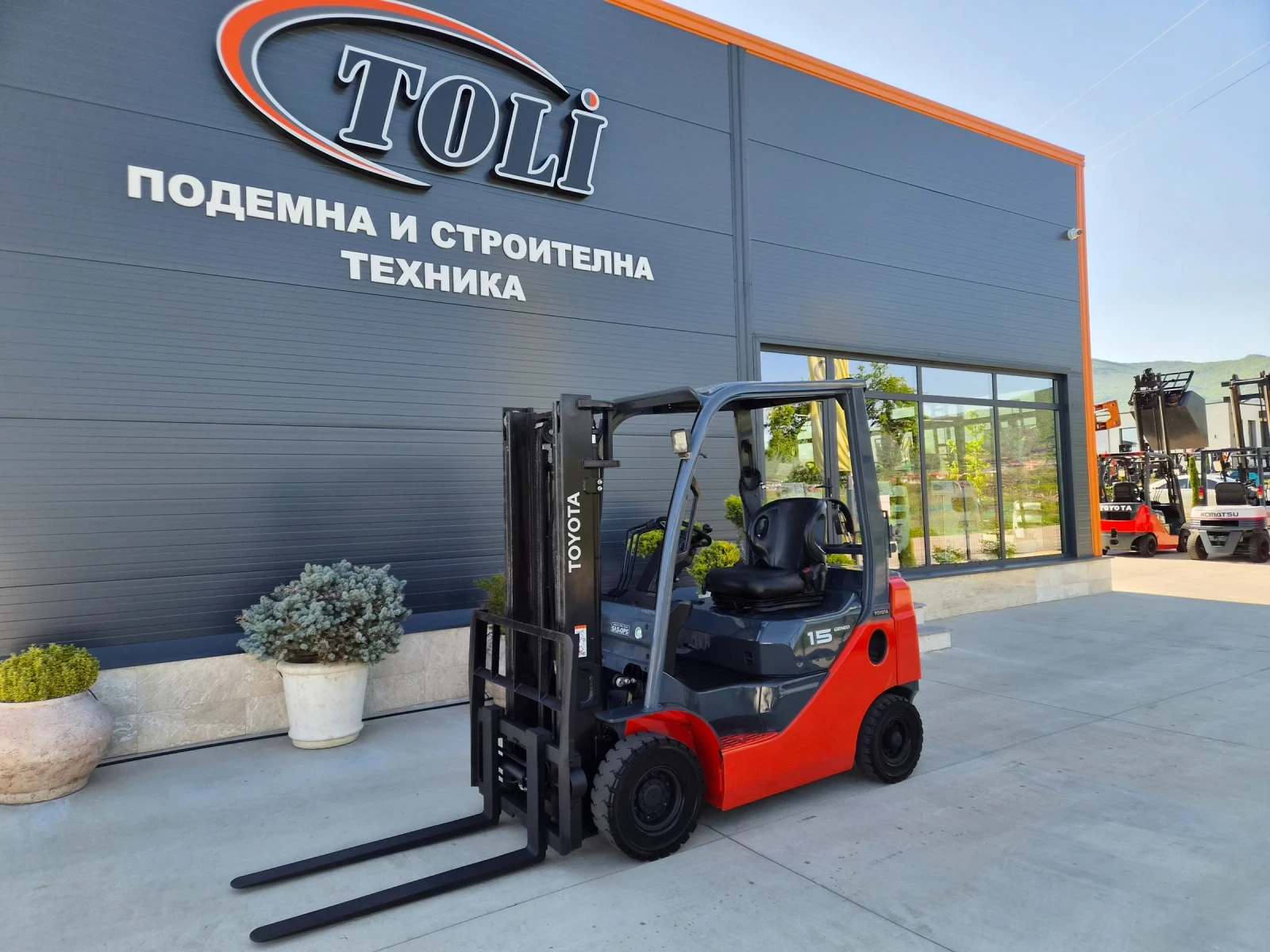 Мотокар Toyota ИЗРАВНИТЕЛ * ГАЗ+ БЕНЗИН * АВТОМАТ * ПЕРФЕКТЕН * 