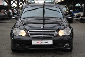     Mercedes-Benz C 200 AMG Line//