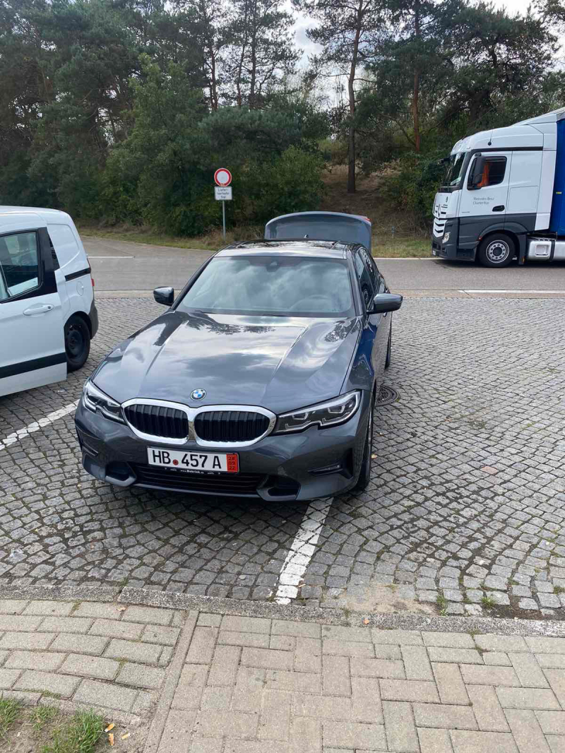 BMW 318 M Sport line, снимка 2 - Автомобили и джипове - 45999057