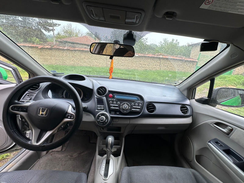 Honda Insight Рег. АГУ / Hybrid / СУПЕР ИКОНОМИЧЕН , снимка 4 - Автомобили и джипове - 46018548