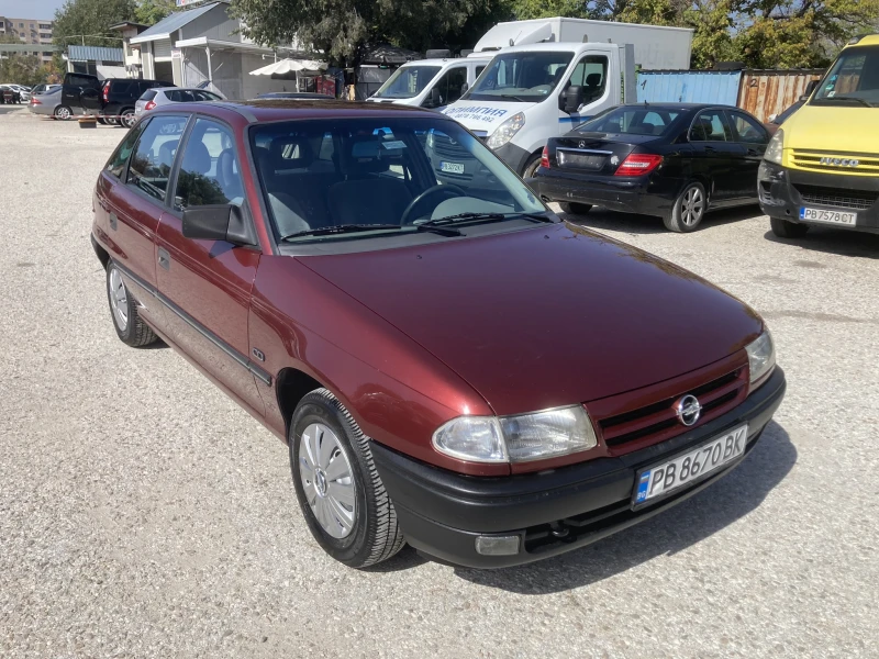 Opel Astra Уникат, снимка 8 - Автомобили и джипове - 47461102