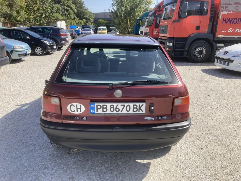 Opel Astra Уникат, снимка 5 - Автомобили и джипове - 47461102