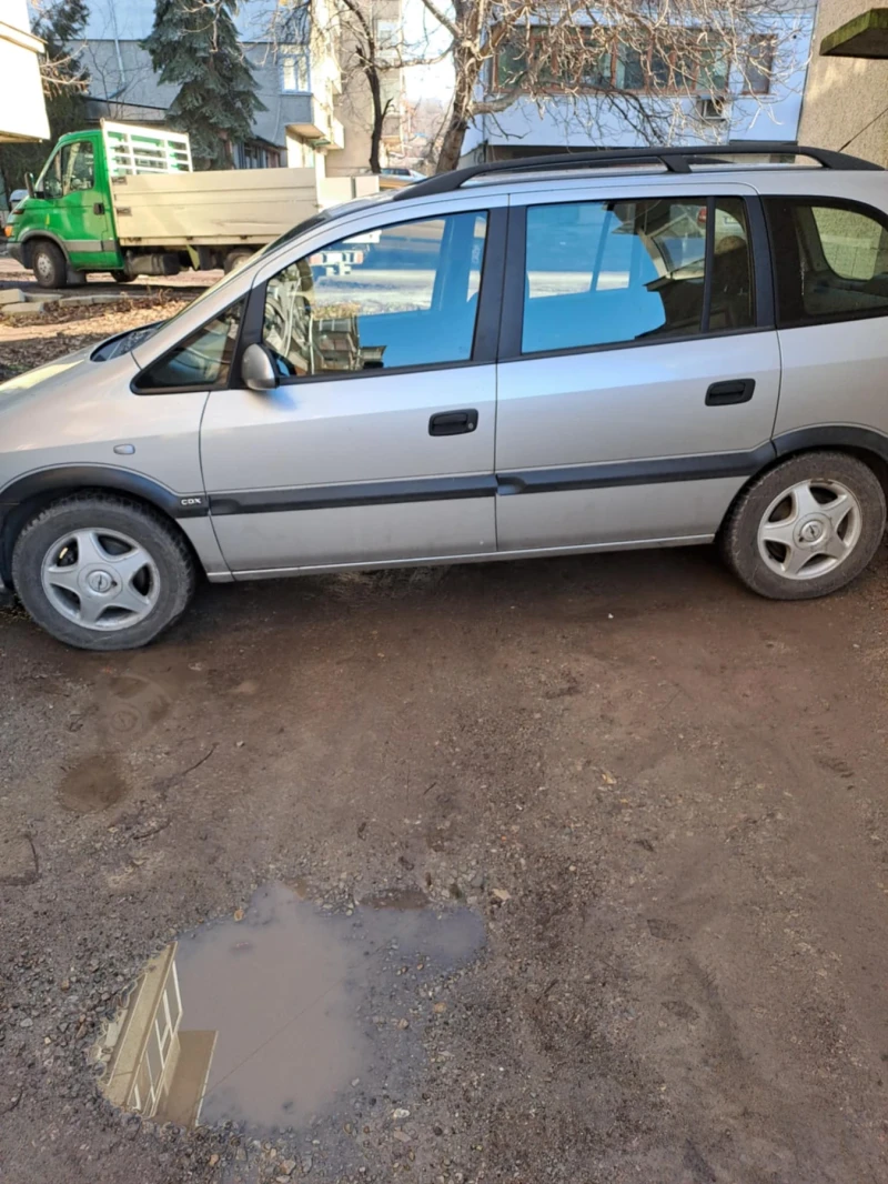 Opel Zafira CDX, снимка 4 - Автомобили и джипове - 48496912