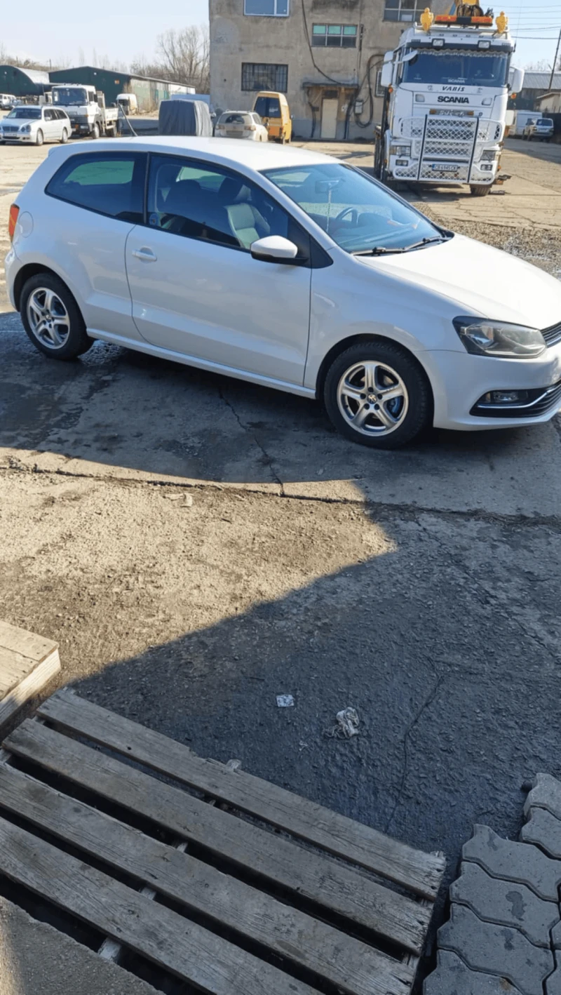 VW Polo, снимка 2 - Автомобили и джипове - 48954713