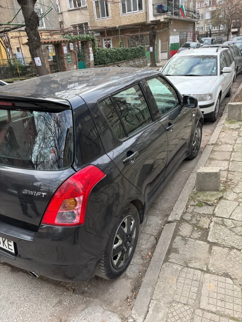 Suzuki Swift, снимка 4 - Автомобили и джипове - 49188195