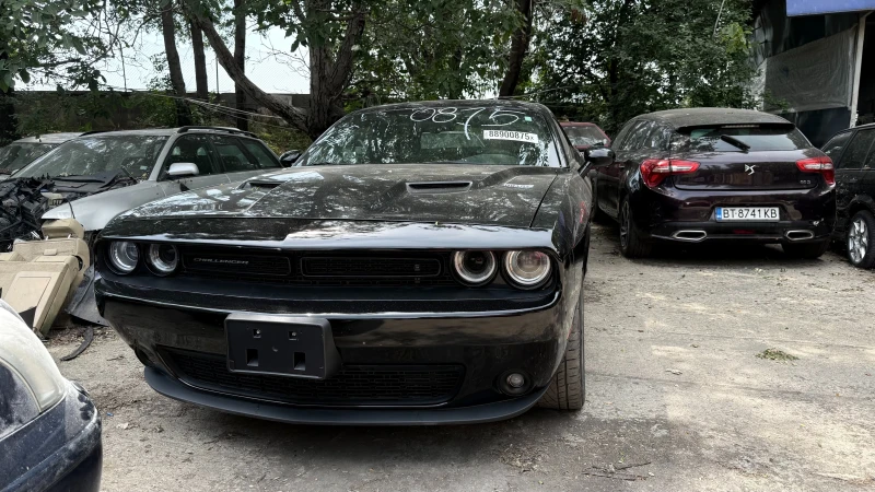 Dodge Challenger 3.6L  6 cyl, снимка 2 - Автомобили и джипове - 52873190