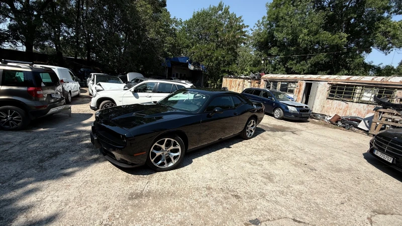 Dodge Challenger 3.6L  6 cyl, снимка 14 - Автомобили и джипове - 52873190