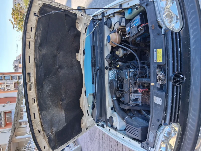 VW Golf 1.8, снимка 8 - Автомобили и джипове - 52148793