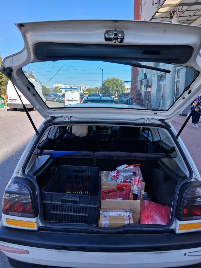 VW Golf 1.8, снимка 9 - Автомобили и джипове - 52148793