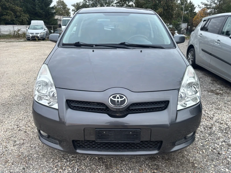 Toyota Corolla verso 2009+ 2.2* 136+ ФЕЙС+ 6ск+ ИТАЛИЯ, снимка 2 - Автомобили и джипове - 52059344