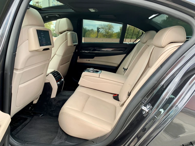 BMW 730, снимка 11 - Автомобили и джипове - 52379689