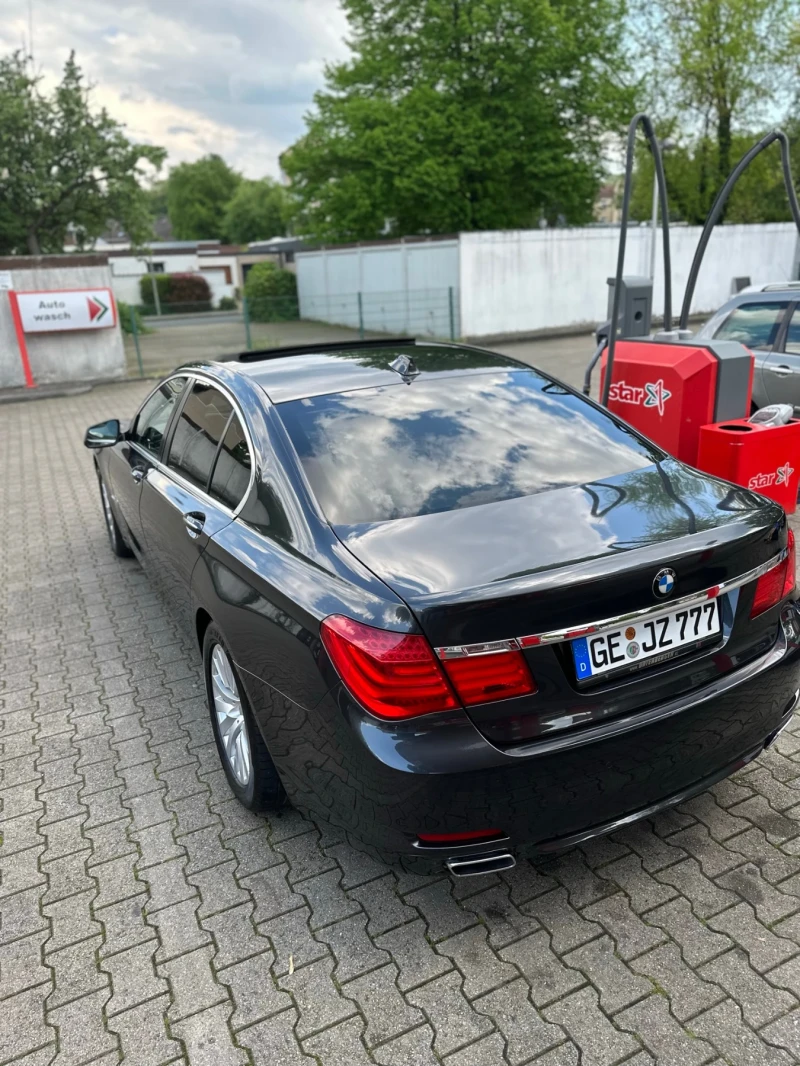 BMW 730, снимка 3 - Автомобили и джипове - 52379689