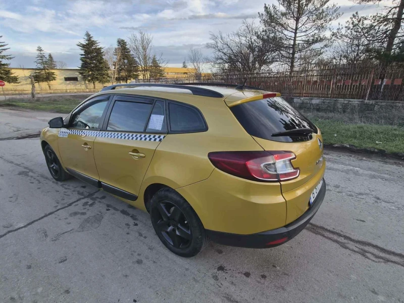 Renault Megane 1.5 dci 110, снимка 7 - Автомобили и джипове - 52973204