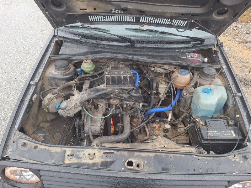 VW Golf 1.6 75, снимка 8 - Автомобили и джипове - 53086145