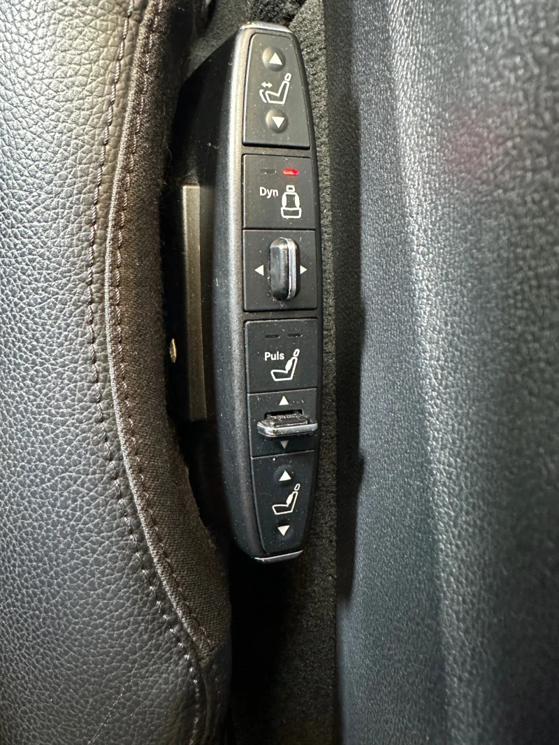 Mercedes-Benz E 350 AMG-PACK, снимка 9 - Автомобили и джипове - 53171540