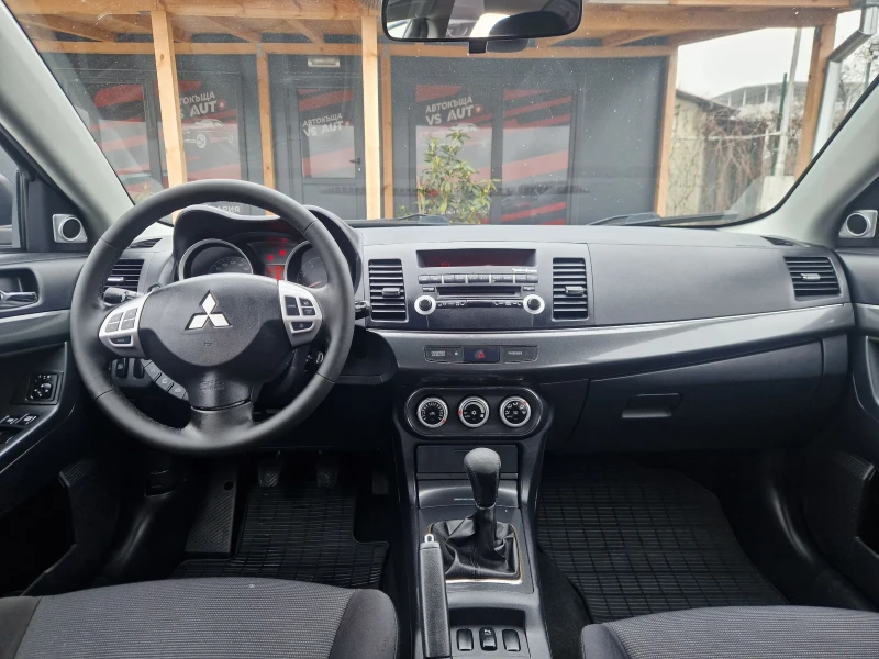 Mitsubishi Lancer 1.8i SB , снимка 8 - Автомобили и джипове - 53201574