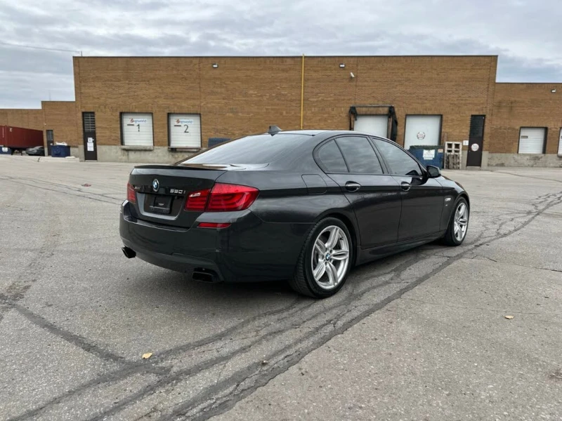 BMW 550 xDrive* Автокредит(Цена до БГ), снимка 5 - Автомобили и джипове - 53265252