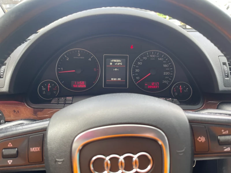 Audi A4 163 кс  V6 климатроник , автопилот, подгрев седалк, снимка 6 - Автомобили и джипове - 53452619