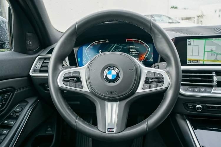 BMW 318 M Sport line, снимка 1 - Автомобили и джипове - 45999057