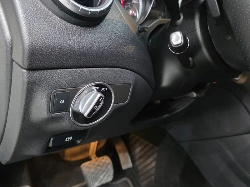 Mercedes-Benz CLA CLA250 4MATIC| 208к.с.| ВКЛ.ТЕХНОТЕСТ, снимка 12 - Автомобили и джипове - 55401174